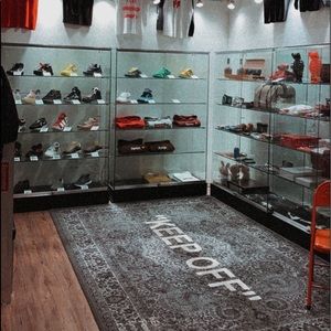 Meet your Posher, Justin